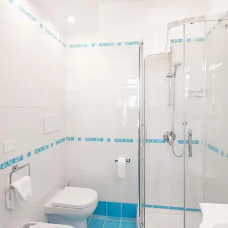 Tofani - Luminoso Con Terrazzo Panoramico *