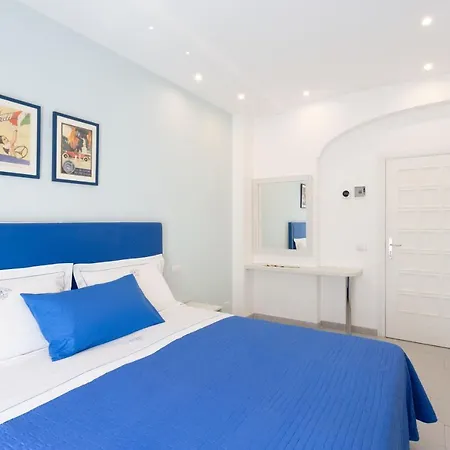 Tofani - Luminoso Con Terrazzo Panoramico Lägenhet Sorrento