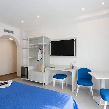 Tofani - Luminoso Con Terrazzo Panoramico Sorrento