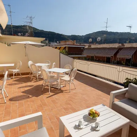 Tofani - Luminoso Con Terrazzo Panoramico Lägenhet *